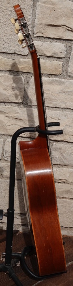 HERMANOS LEAL CLASSICAL GUITAR