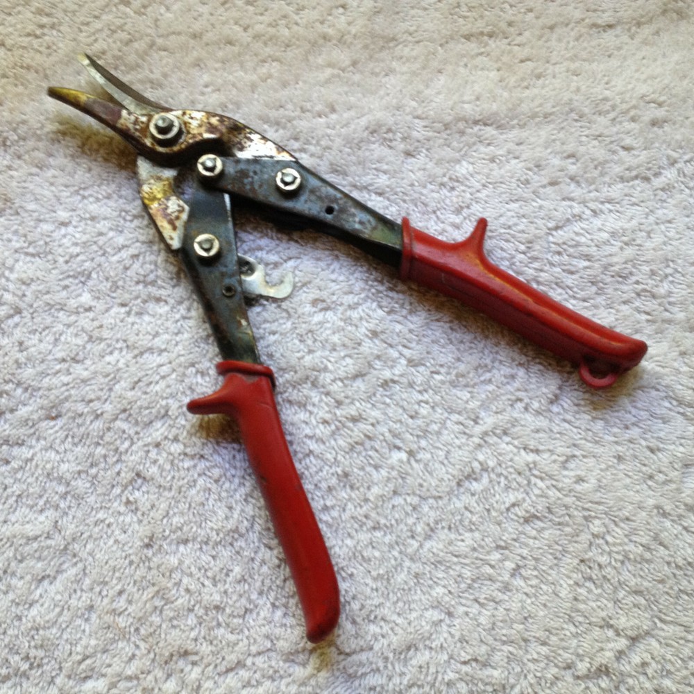 Master Mechanic Snip Right Cut Offset Tin Cutting Shears