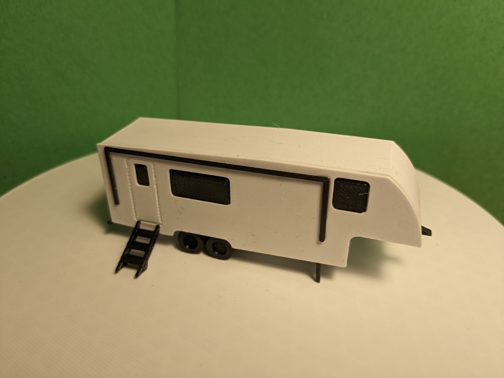 HO 1:87 scale Winnebago 5th wheel camper RV OO scale