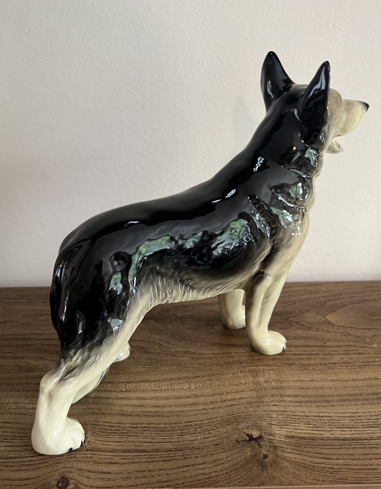 Vintage Coopercraft Alsatian.