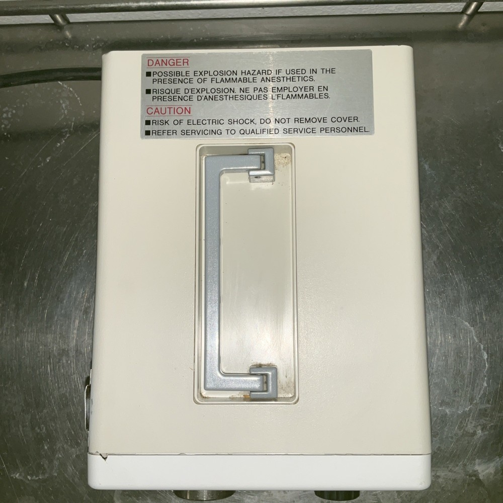 WORKING Olympus CLK-4 Halogen Light Source w/ Lights