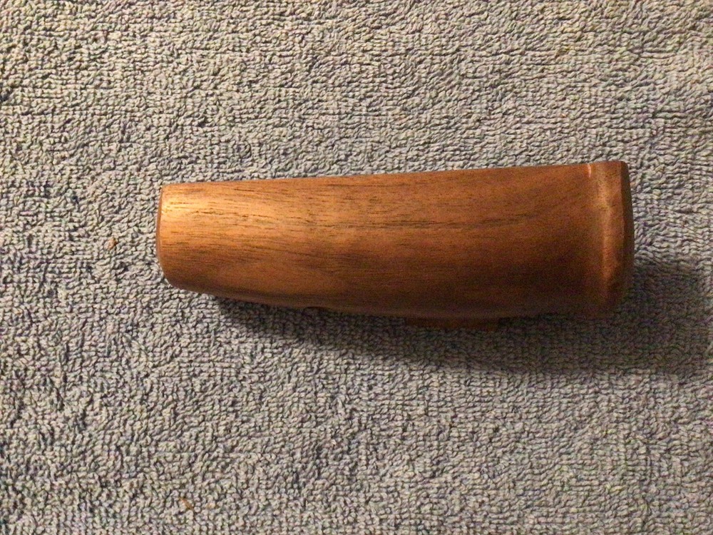 Colt Lightning .22  Forend Walnut Repro