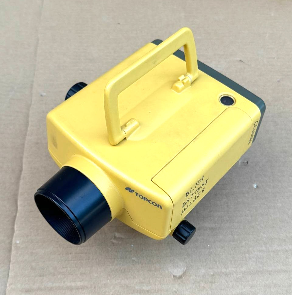 Topcon DL-101C Electronic Digital Level with Case NO CHARGER