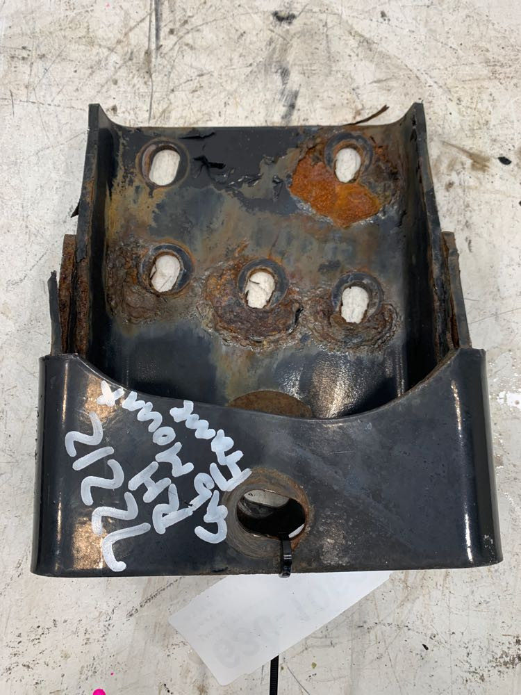 2011 International Prostar Cab Mount (630-10697)