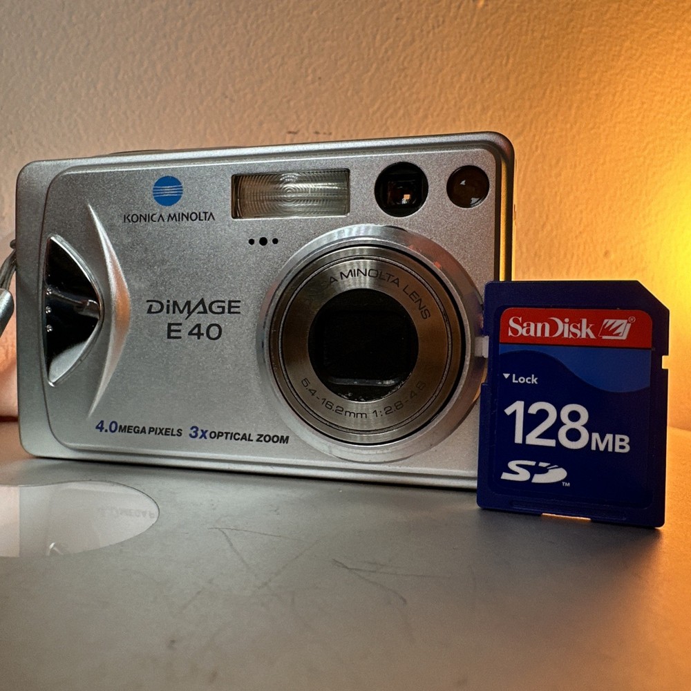 Minolta Digital Camera Dimage E40 4.0MP Silver Tested