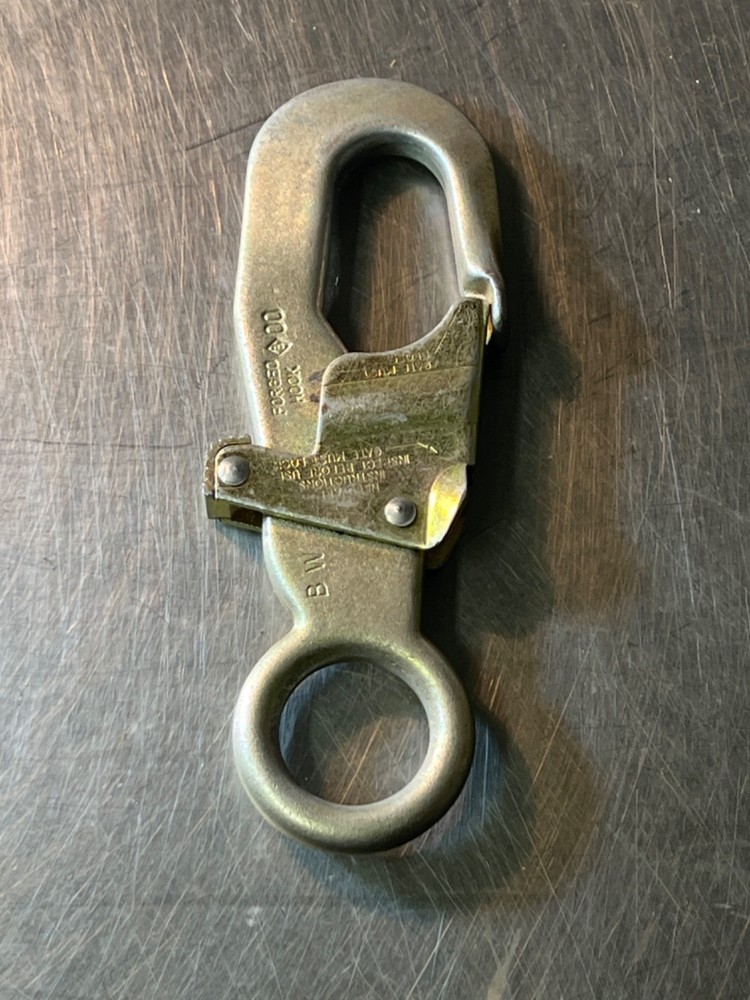 520603 Self Locking Snap Hook Proof Tested @ 3600 LBS Forged Hook USA