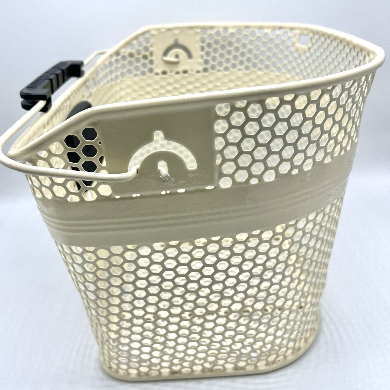Electra Bike Bicycle Metal Basket Cream Pale Yellow No Mount or Hardware