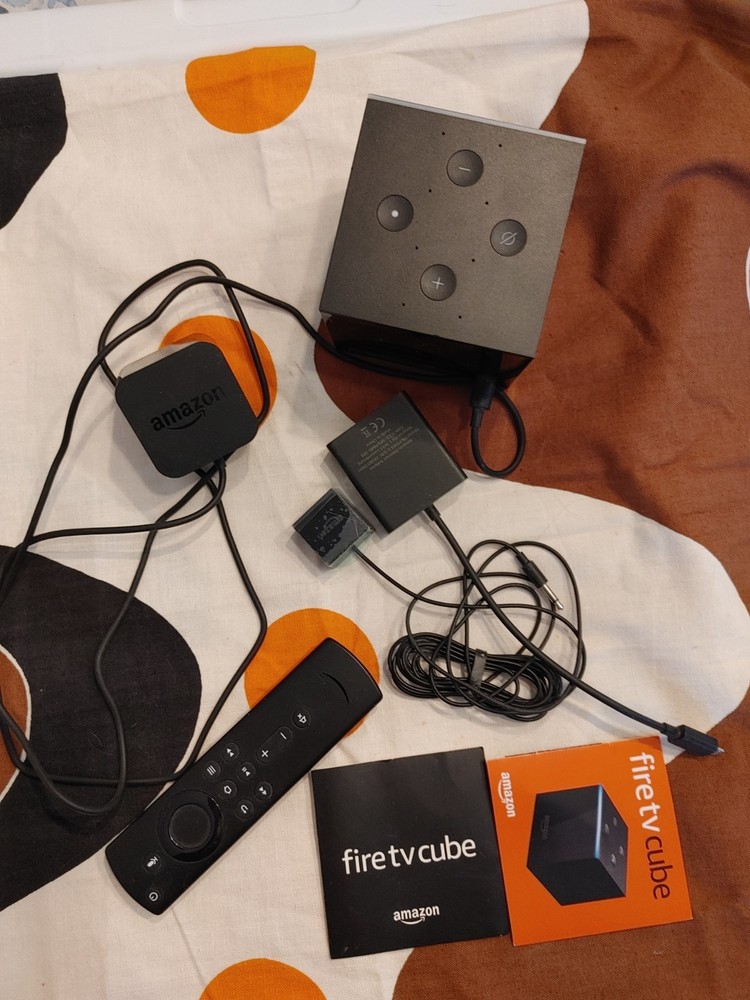 Amazon Fire TV Cube Alexa EUC EX69VW