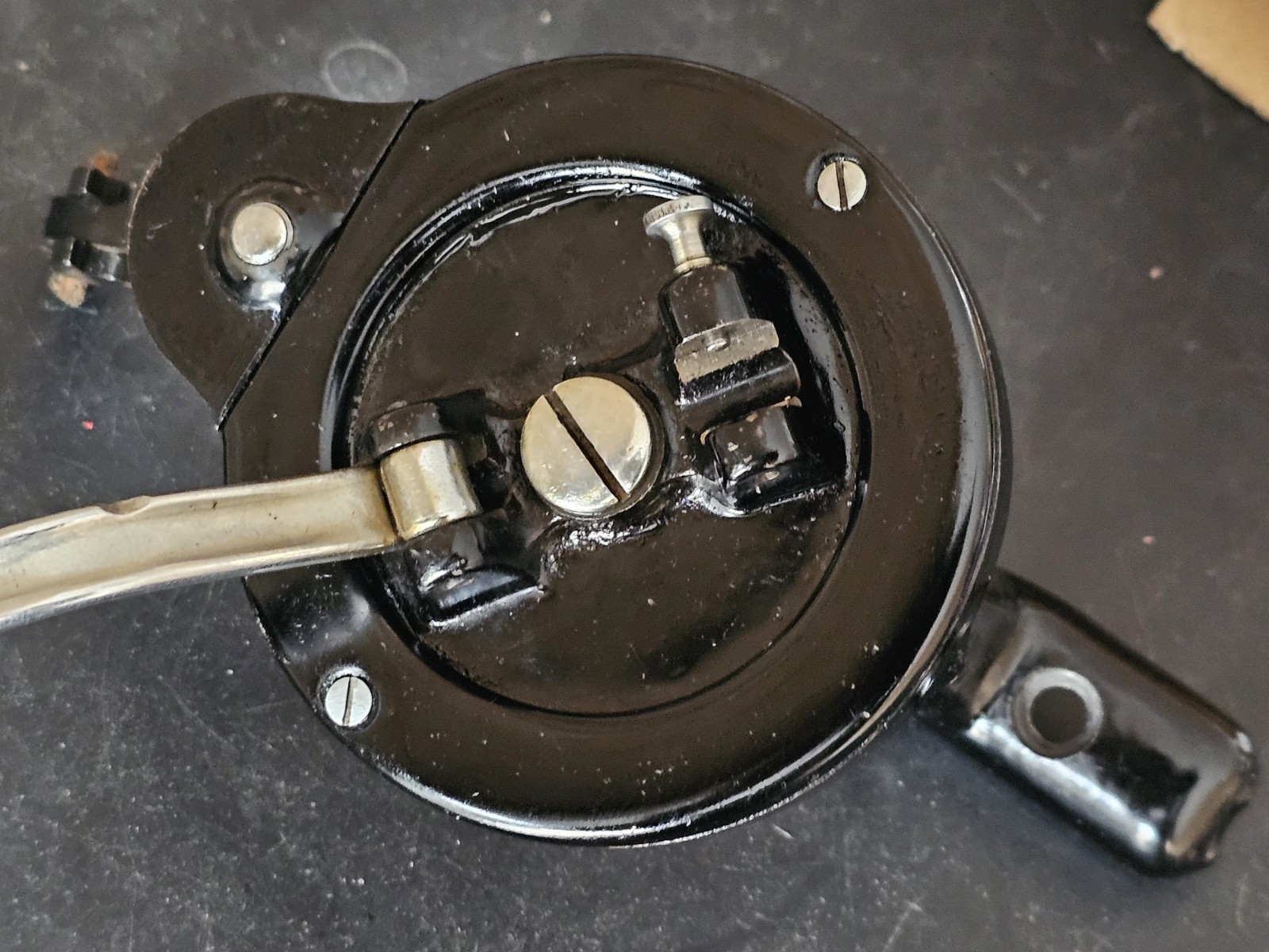 Original Singer Sewing Machine handcrank For 201K, 99k, original Simanco stamped