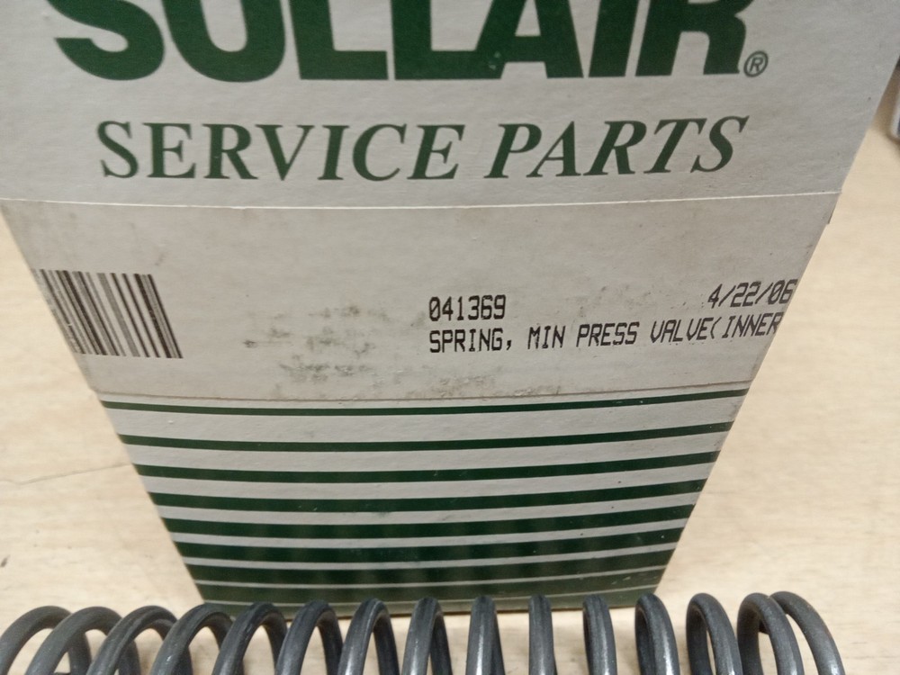 Sullair 041369 Miniature Pressure Valve Spring.