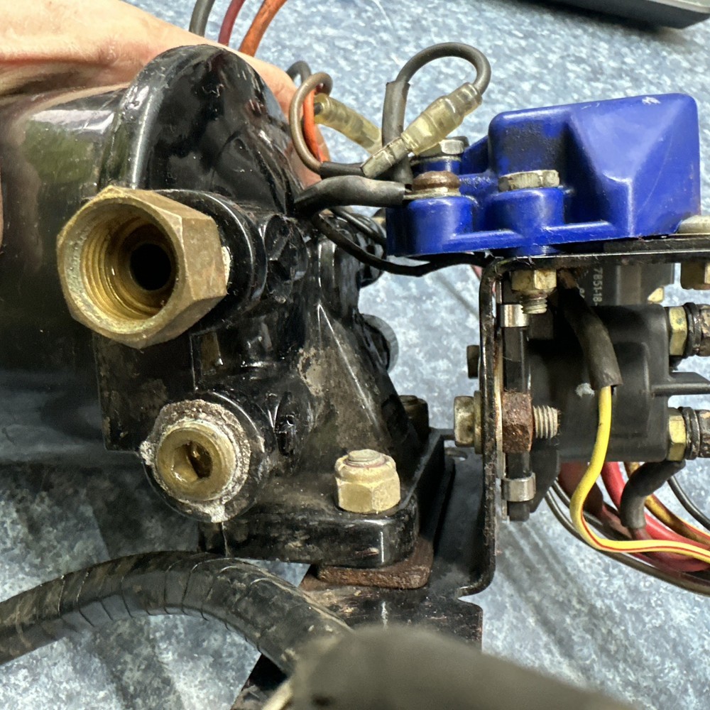 Mercruiser 5.7 Mercathode Wiring Harness With Shift Bracket And Filter Housing