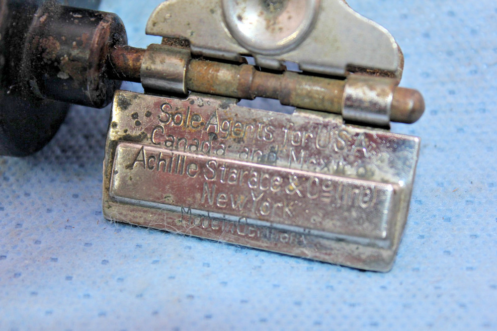 TARANTELLA HAND HELD ROTATING RAZOR SHARPENER