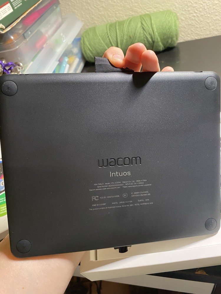 Wacom Intuos Wireless Graphics Drawing Tablet with Bonus Software