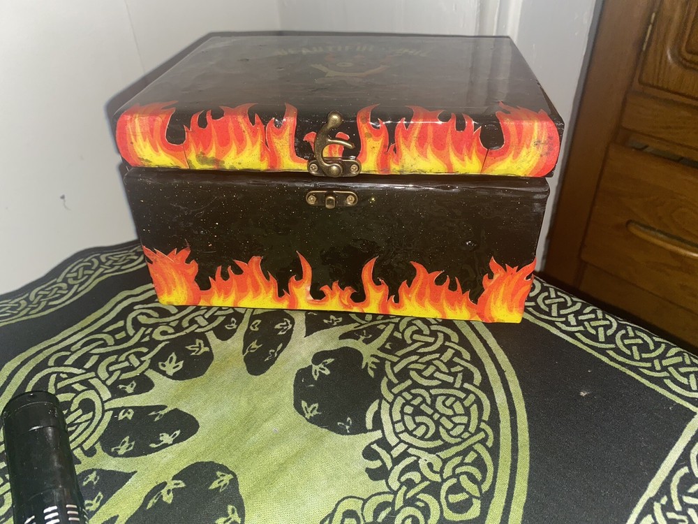 Large Witch Travel Altar