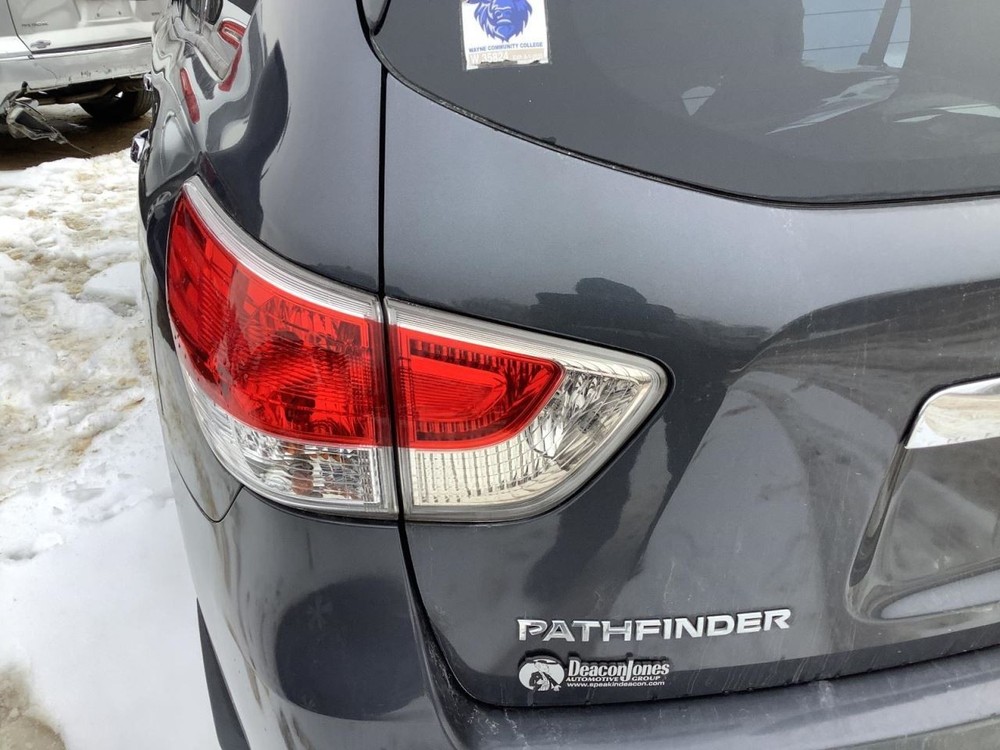 PATHFINDR 2013 Glove Box 4948414