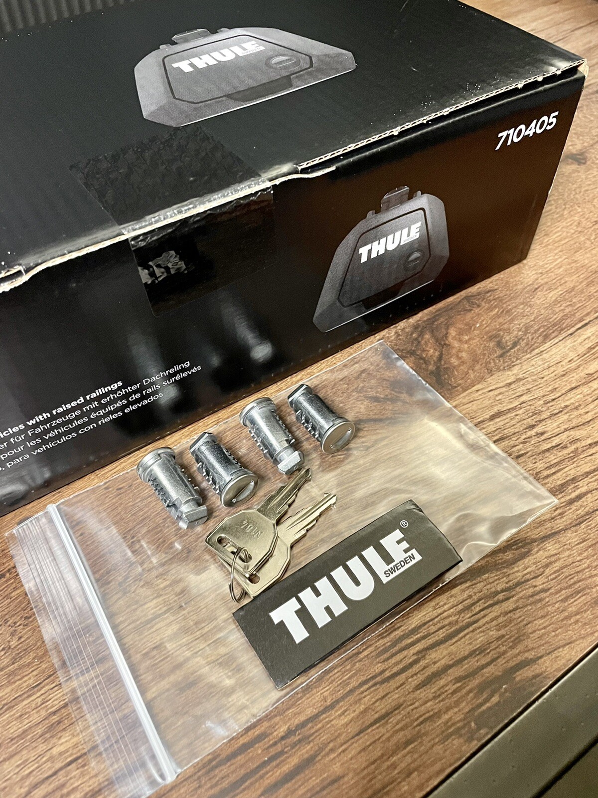 Thule Evo Raised Rail Foot Pack 710405 + Thule Metal Locks (Free $74.95 Value)