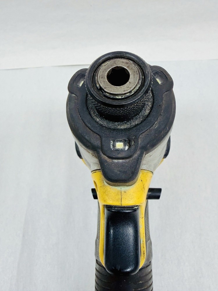 Dewalt DCF840 20V MAX Brushless 1/4" Impact Driver TOOL Only