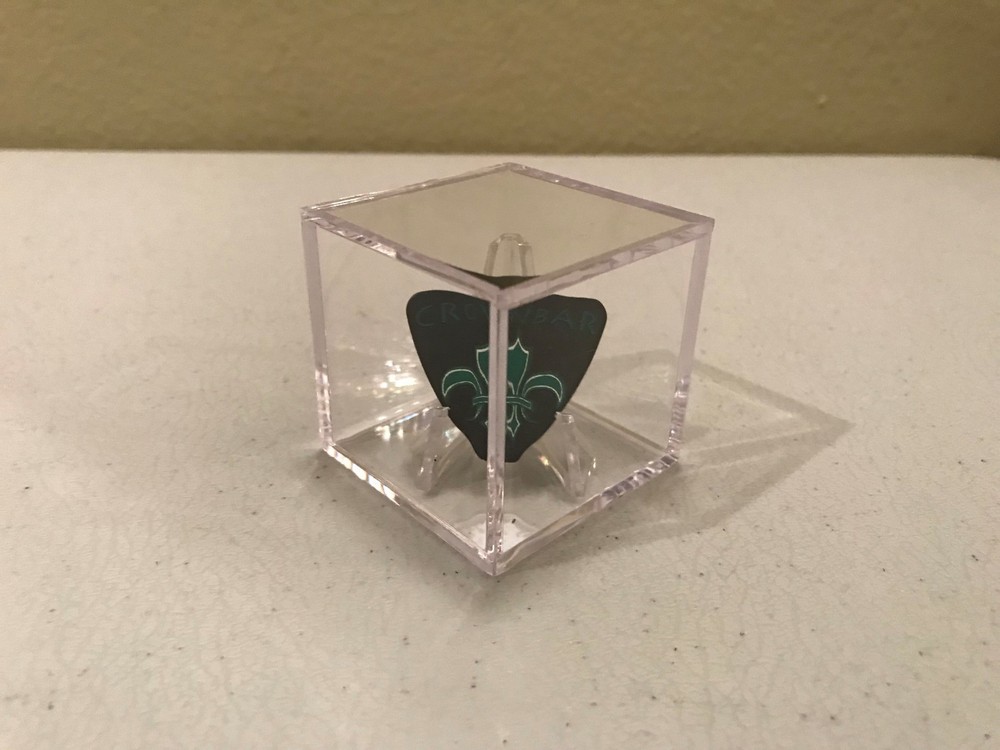 Guitar Pick Bass Pick Electric Guitar Pick Clear Display Case w/Stand Stackable