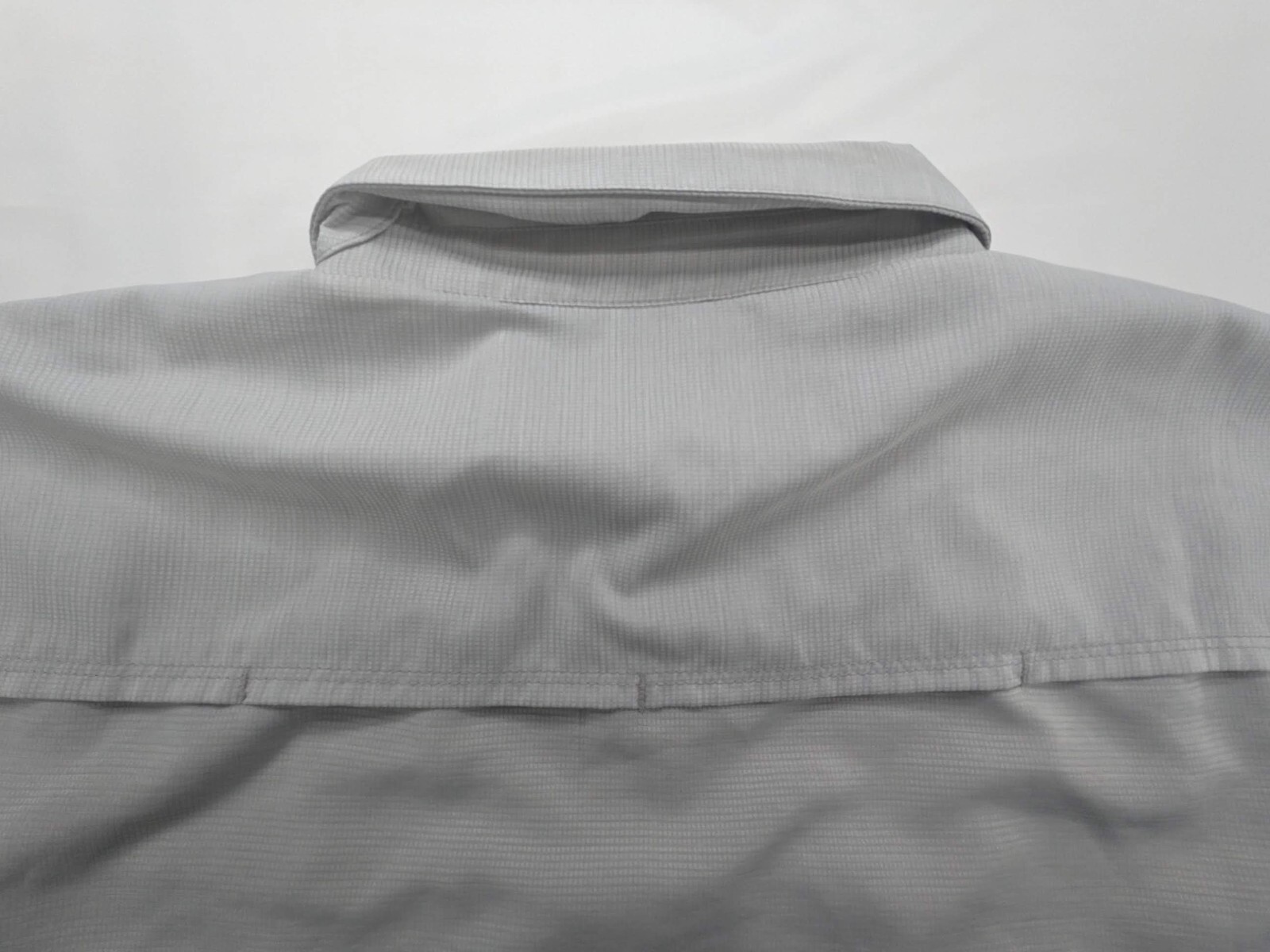 Mountain Hardwear Shirt Mens XL TG Gray Hiking Performance LS Vented