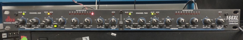 DBX 166XL 2-Channel Compressor Limiter/Gate Effects DSP Processor | REC256*