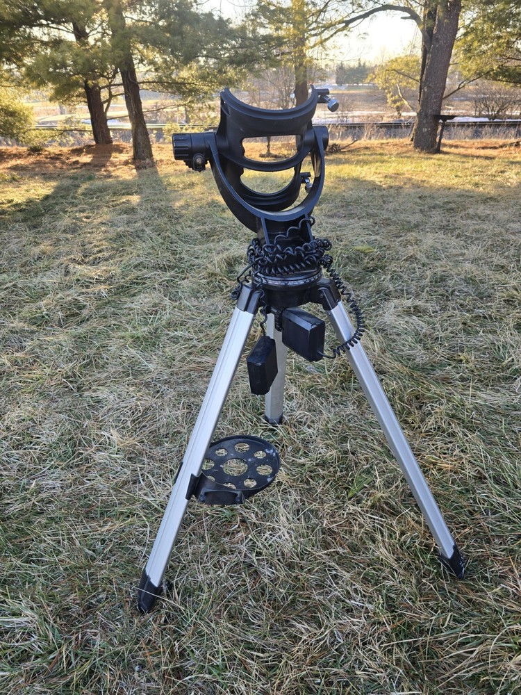 Meade DS-70 Electronic Digital Telescope mount Stand Only UNTESTED