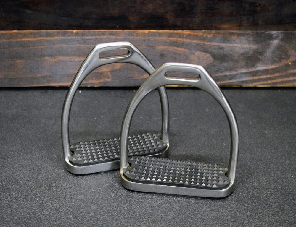 Fillis Stirrup Irons