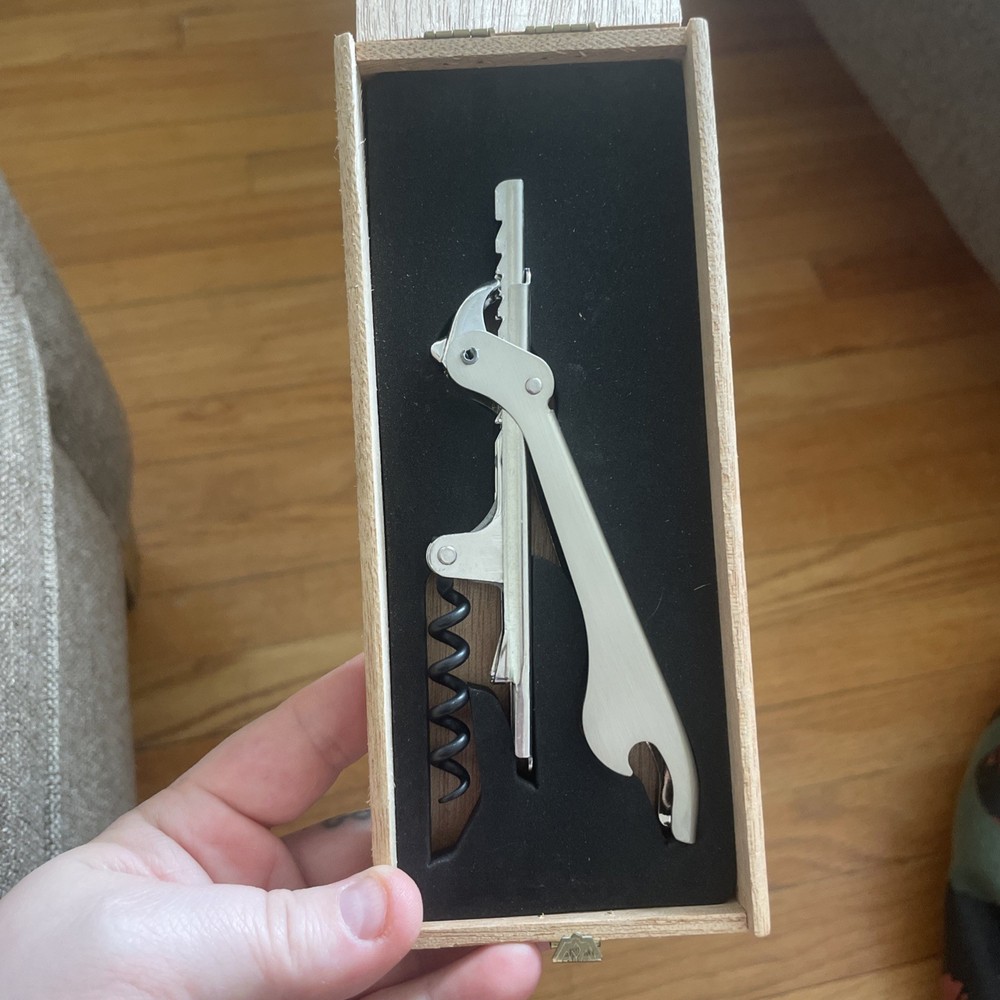 Pugipull Premium Waiter's Corkscrew Wine Opener Professional