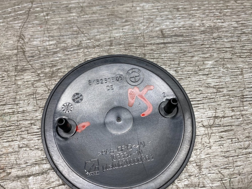 BMW OEM GENUINE E38 E39 E46 E53 E60 E63 E88 E90 E70 FRONT HOOD EMBLEM LOGO BADGE