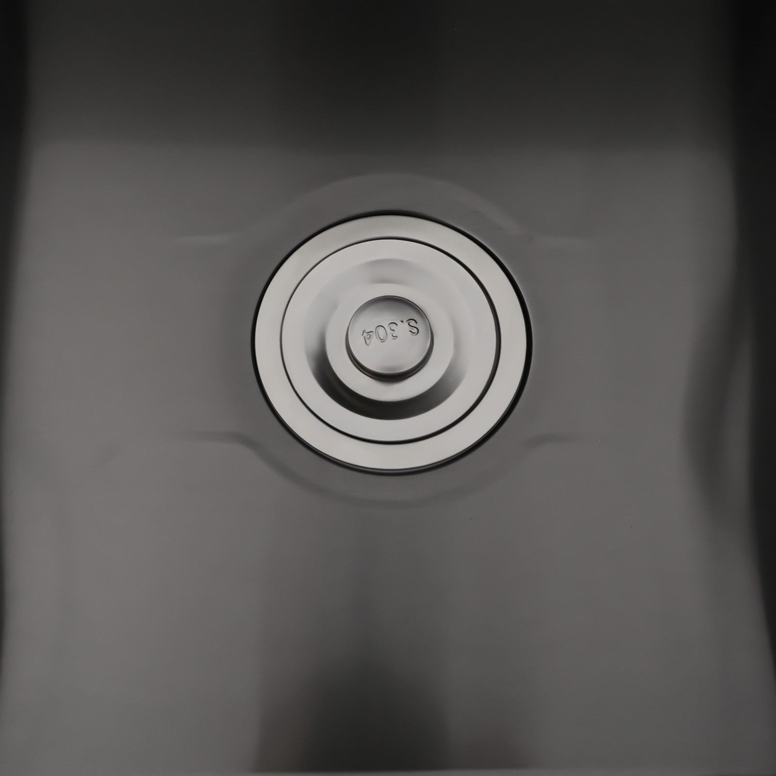 Stainless Steel Sink with Pull-Out Faucet and Cabinet Freestanding Kitchen Sink