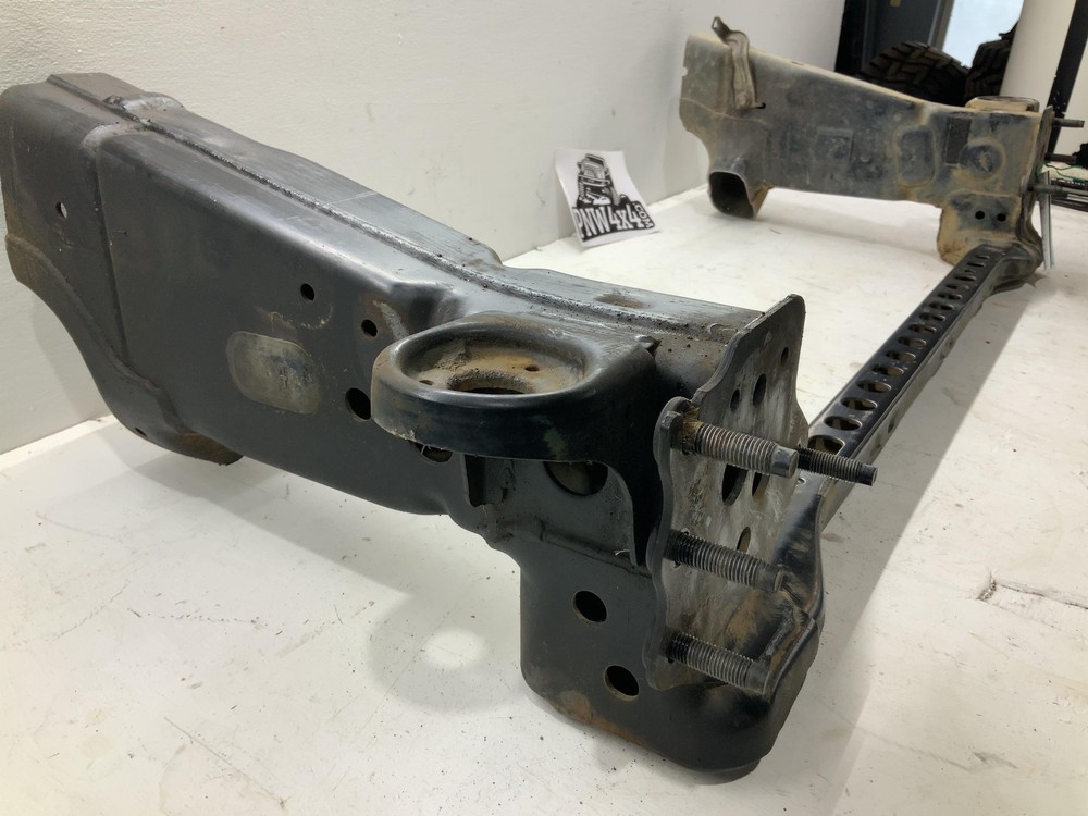 2012 TOYOTA TUNDRA SHORT FRONT FRAME SECTION 5.7