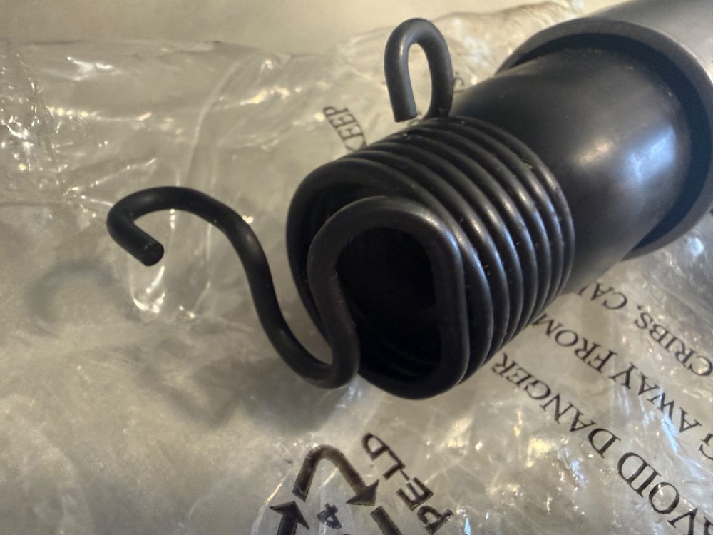 new central pneumatic air hammer chisel new 92037 with bits tools