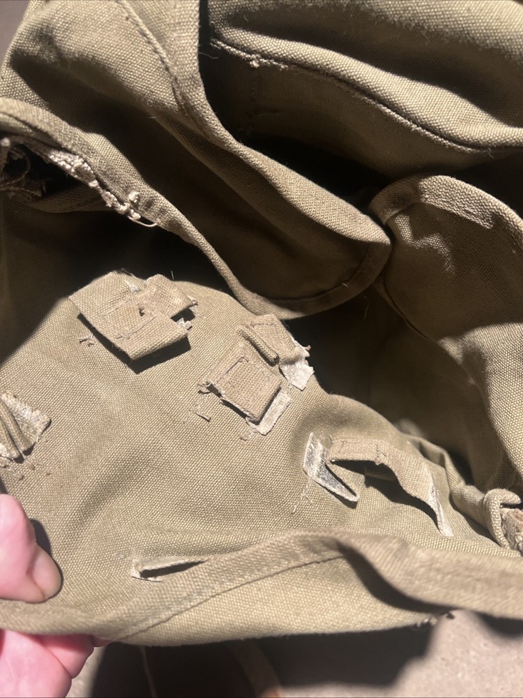 WW2 US Marine Corps Medical Pack Rare (EE440