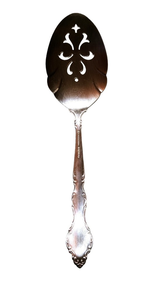 International Deepsilver Cake Server Good Conditon Clean 10 1/2" inch SEE NOTES
