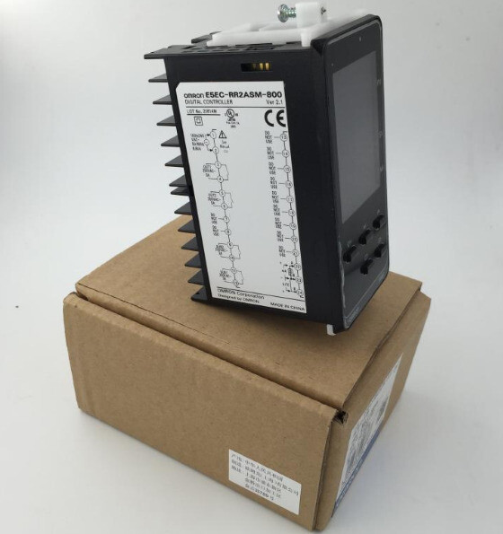 Omron E5EC-RR2ASM-800 Temperature Controller, AC100-240 with Free Shipping
