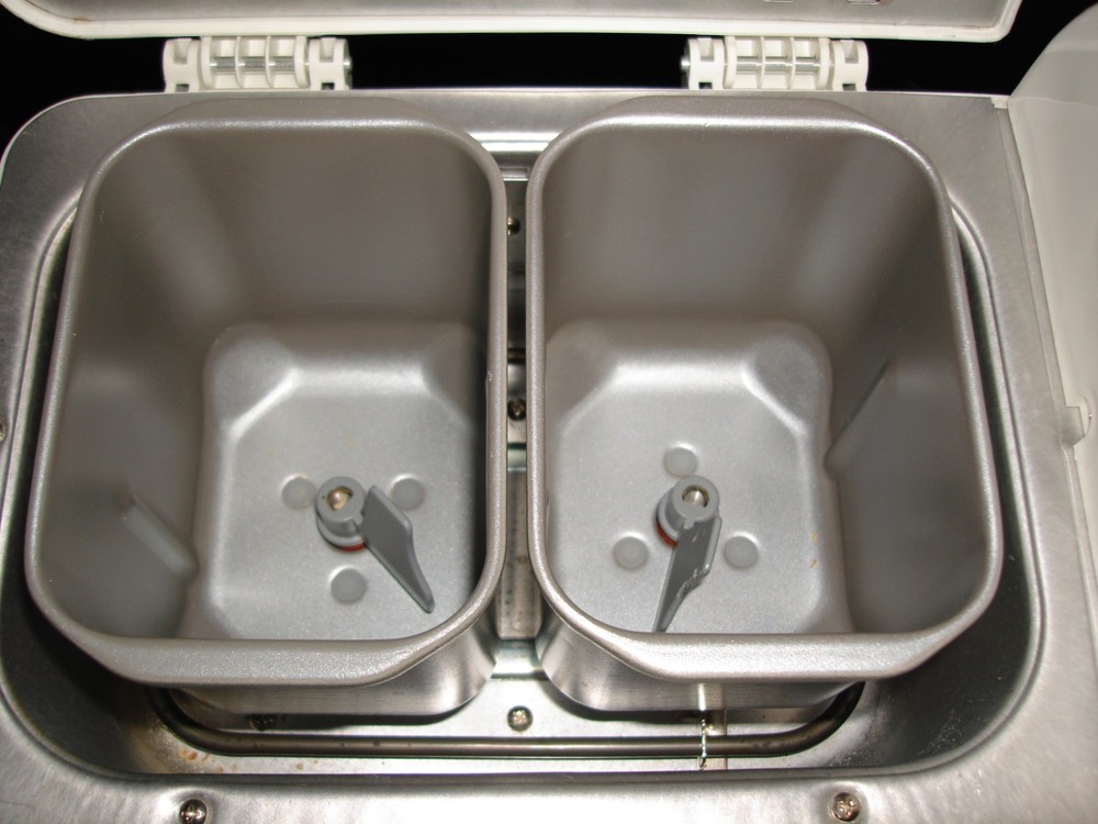 Welbilt Bread Machine Dual (2) - 1 lb.Loaf Express Setting - ABM1L23 Bread Maker