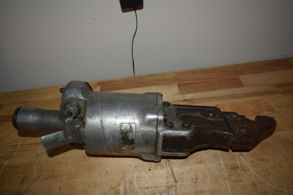 Chicago Pneumatic T7783 Compression Riveter