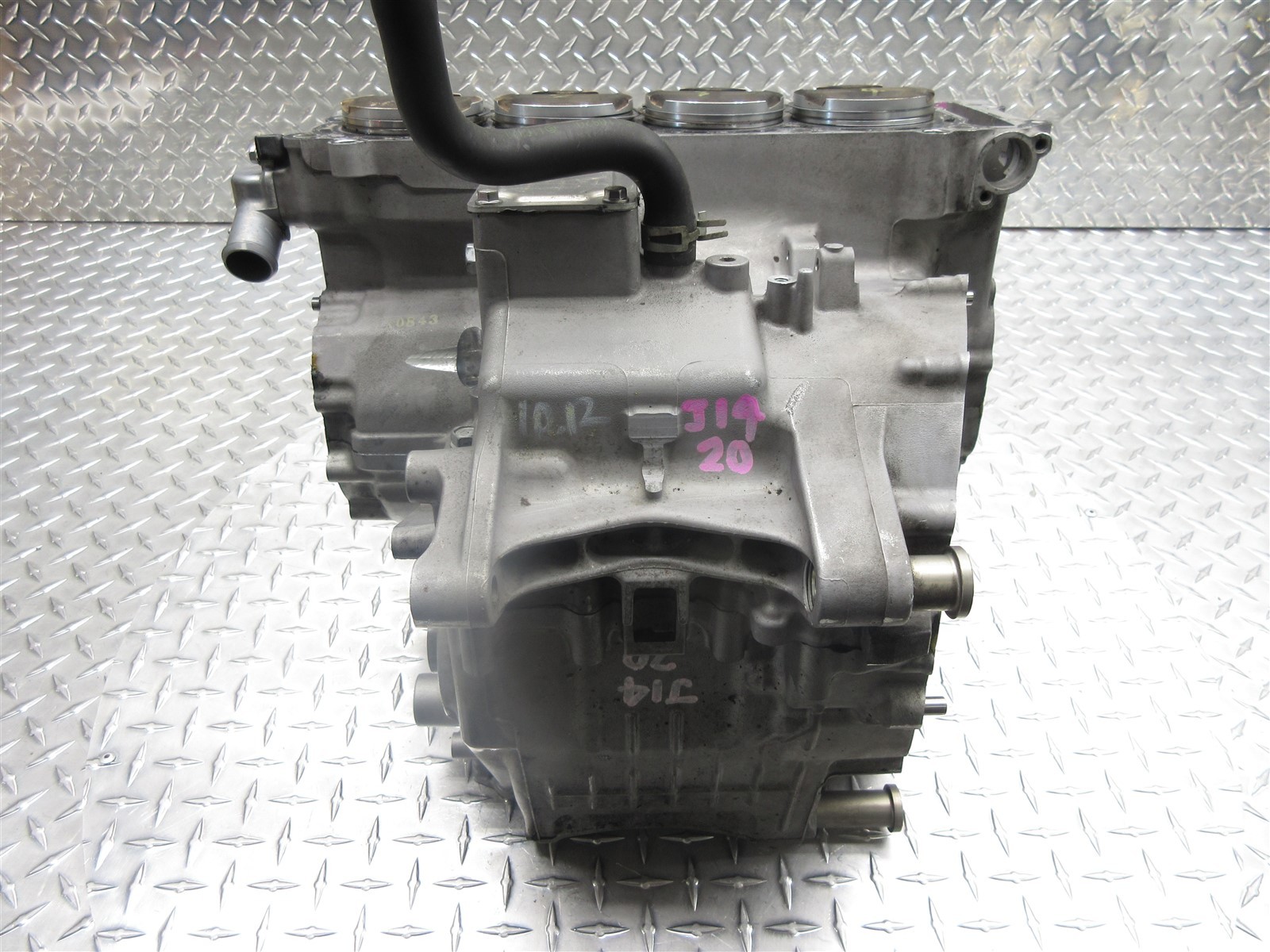 2012 11-15 Kawasaki ZX10R ZX1000 ZX10 Crankcase Case Engine Motor Block Piston