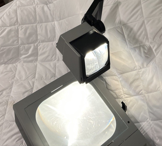3M 900 Overhead Projector Folding Model 900AJB