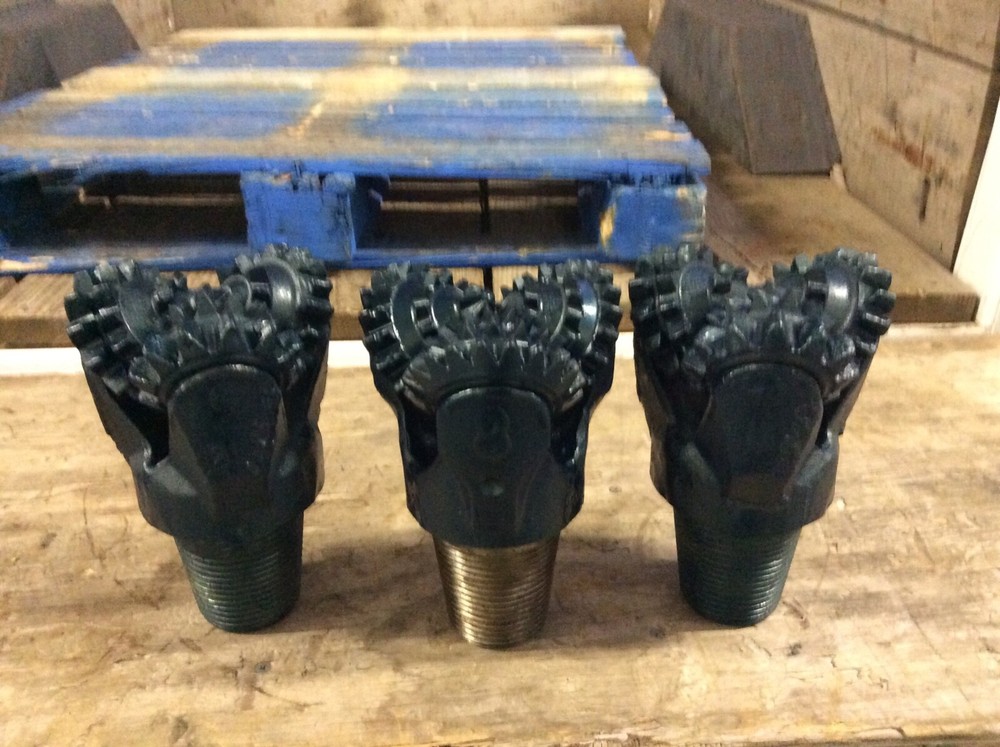 6 1/8  tooth bit