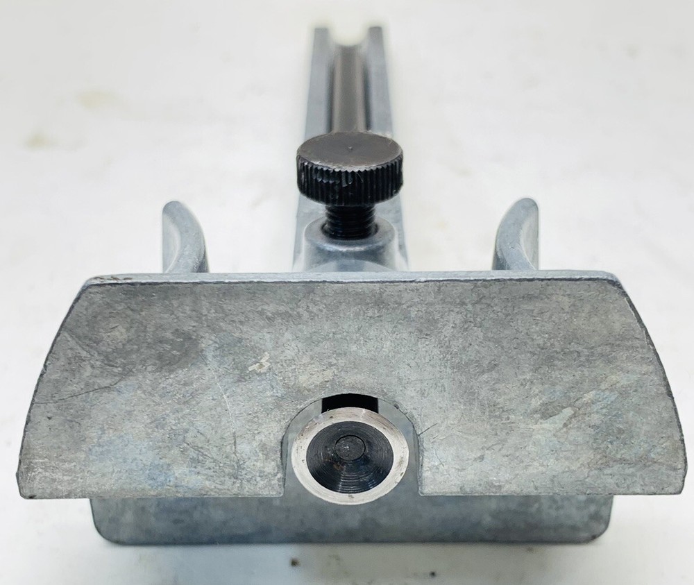 GENERAL No. 821 Woodworker's Marking Gage Depth