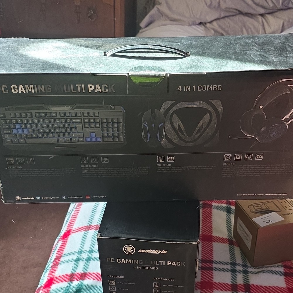 snakebyte PC Gaming Multi Pack 4in1 Combo Keyboard Mouse Headset Mousepad LED B…