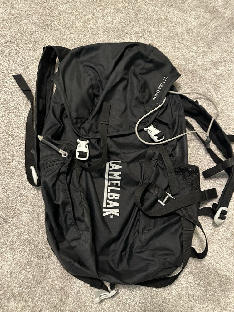 ARETE 22 Camelbak Lightweight Hiking Backpack Hydration Compatible No Bladder