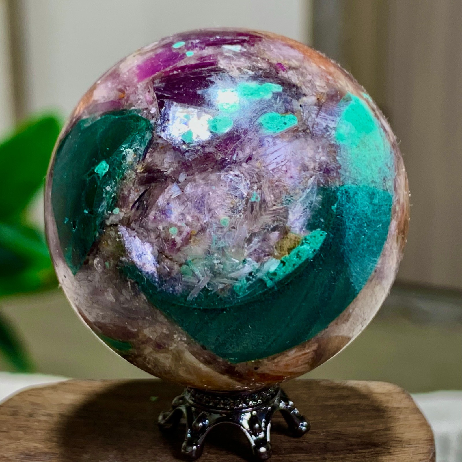40G Newly discovered rare malachite purple mica symbiotic sphere restoration