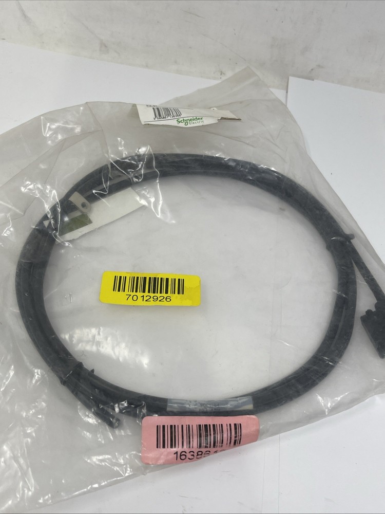 Schneider Electric 990NAD21110 Modbus Plus Drop Cable, 2.4 Meter