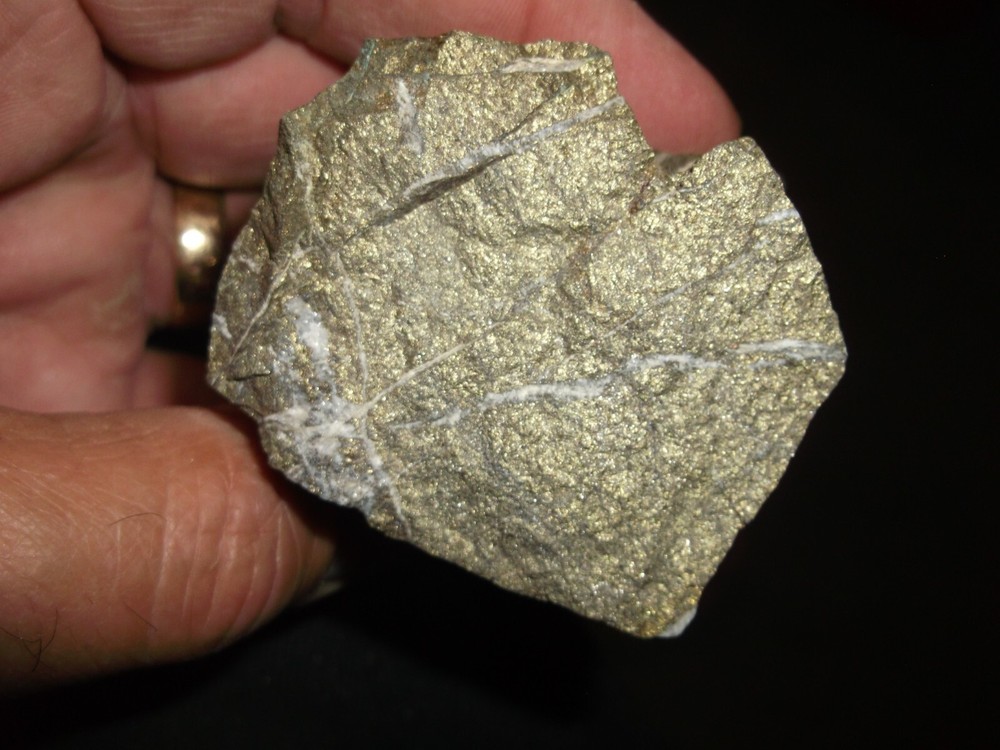 Gold, silver, copper, 340 grams samples ,ore high grade .