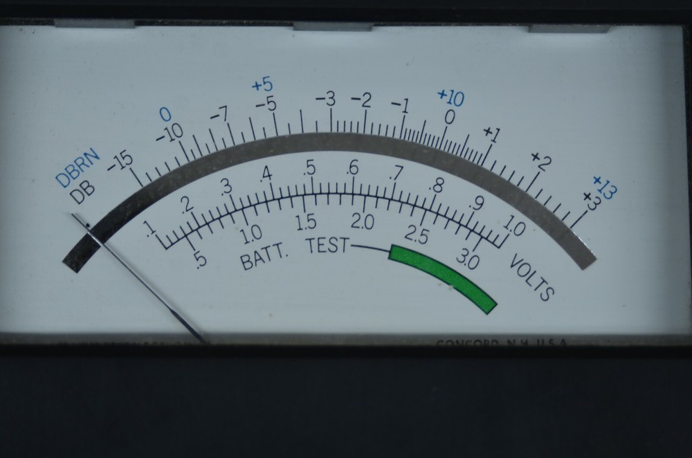 Modutec Analog Panel Meter Volts 0-3 DBRN Decibel DB Model 407735 Battery Test