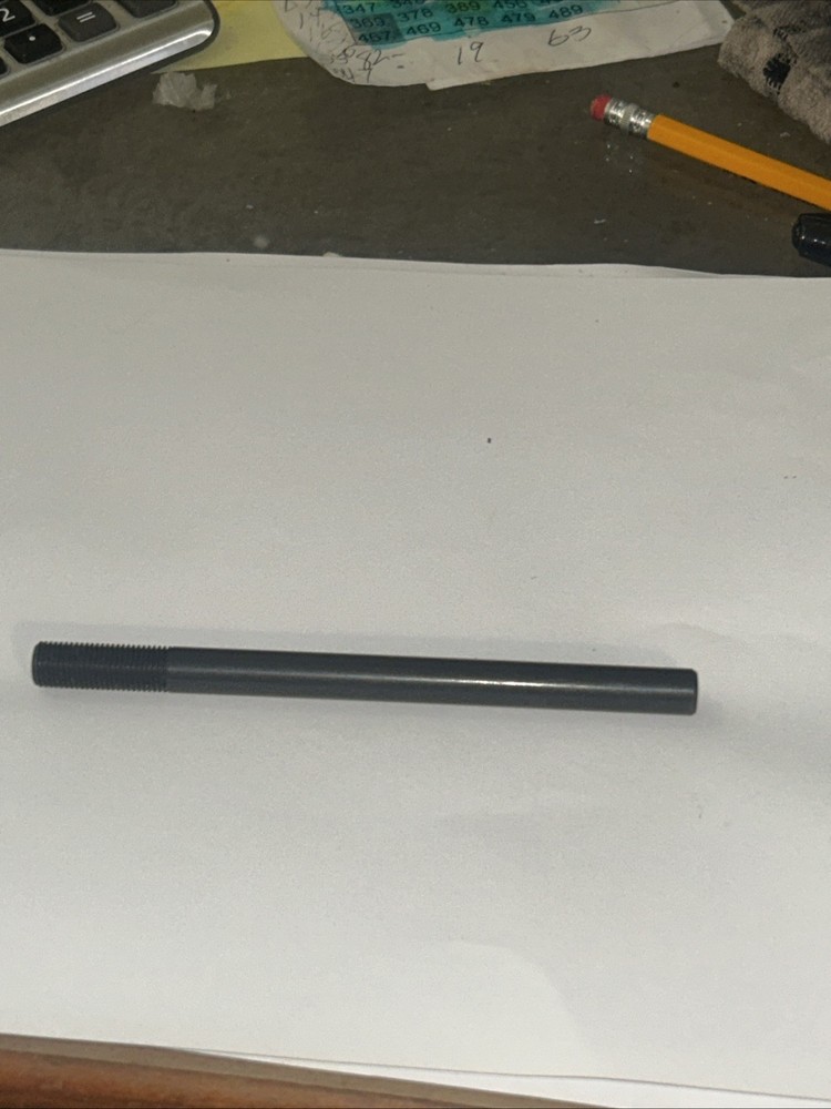 980092 Stud