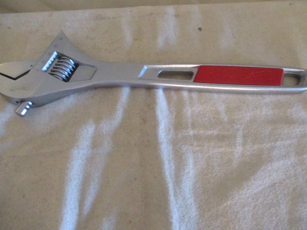 Milwaukee Adjustable Wrench 10 Inch New