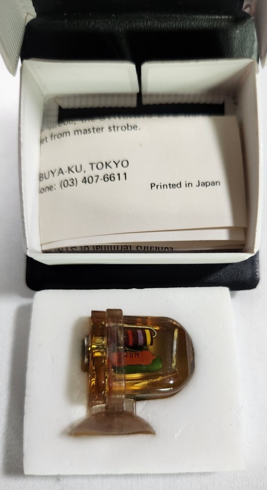 NISSIN SYNCHRO EYE MICRO CAMERA FLASH SLAVE PC CONNECT TRIGGER SUCTION CUP