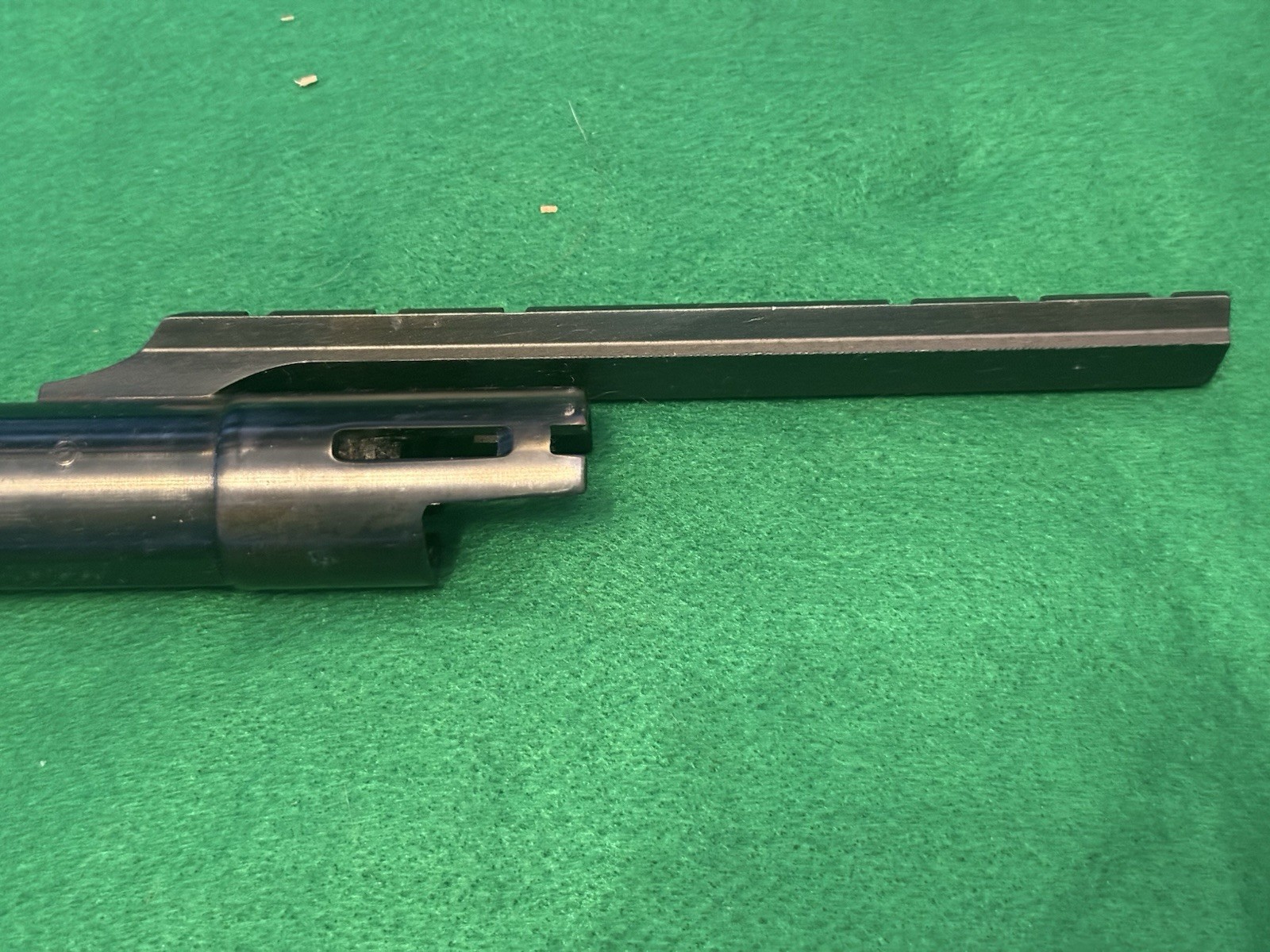 NICE Mossberg 835 12ga Rifled Slug 24" Ventilated Barrel With Cantilever Mount